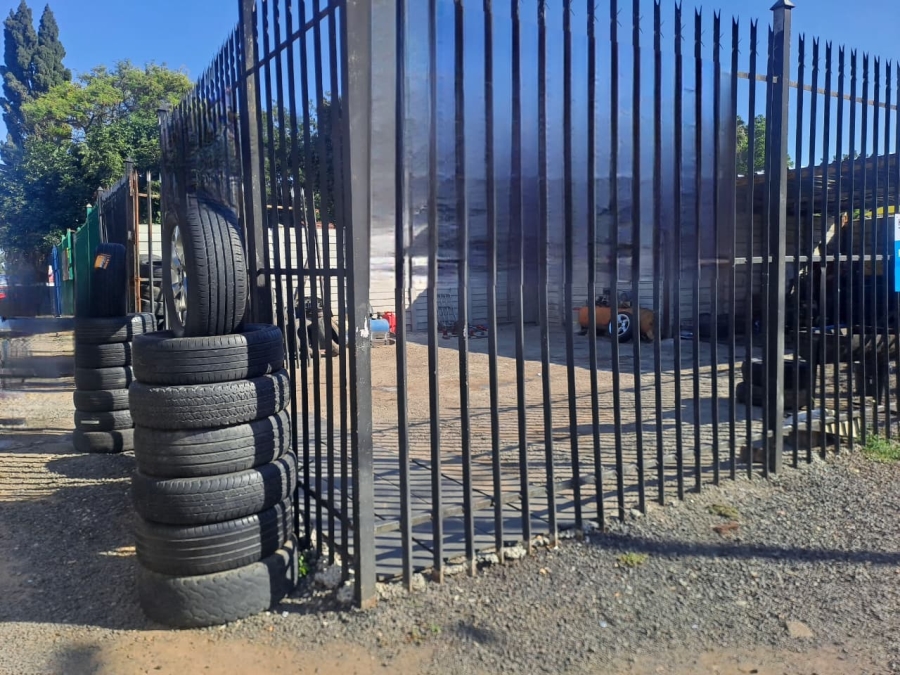 Commercial Property for Sale in Oos Einde North West